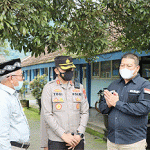 Kapolres Batu dan Wakil Bupati Malang Tinjau Pilkades di Kecamatan Ngantang