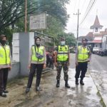 Sinergitas TNI-Polri Pengamanan Ibadah di Gereja Pelangi Kasih, Lawang, Malang