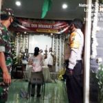 Amankan Ibadah Jemaat GKNI, Personel Polsek dan Koramil Bululawang, Malang Disiagakan