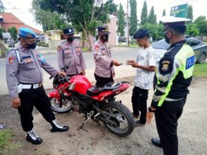 Polsek Menggala Gelar KRYD Sasaran Balap Liar dan Pencegahan 3C