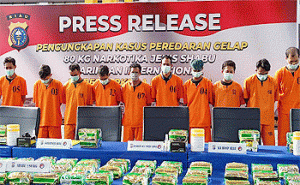 Polda Riau Bongkar Peredaran 80 Kg Sabu dan Amankan 11 Tersangka