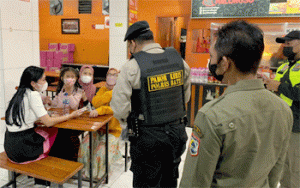 Tekan Penyebaran Covid-19, Tim ‘Pamor Keris’ Polres Batu Kolaborasi dengan Masyarakat