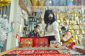 Jurus Jitu Pedagang Pasar Modern Pelita Dongkrak Animo Pembeli