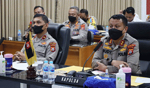 Kapolda Banten Ikuti Vicon Tentang Kelangkaan Minyak Goreng Dengan Kapolri dan Menteri Perdagangan
