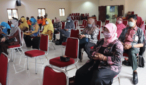 Ribuan Pembina Agama Se Kecamatan Tonjong Brebes Terima Insentif