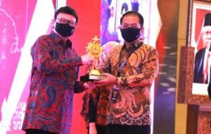 Bupati Badung Raih Piala Adicita Sewaka Pertiwi