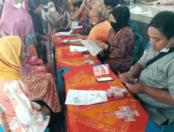 Penyaluran Bansos dan BLT Minyak Goreng Desa Kaliwadas, Bumiayu, Brebes