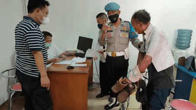 Dicurigai Maling Motor, Seorang Lelaki Tanpa Identitas Diamankan Warga