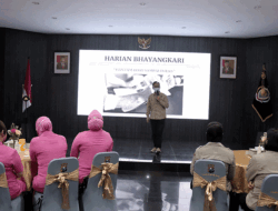 Anggota Polri dan Bhayangkari Polresta Malang Kota Dapat Pelatihan Bermedia Sosial