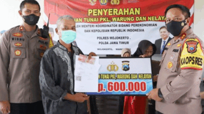 Polres Mojokerto Salurkan BTPKLWN, Pedagang Mikro Tersenyum