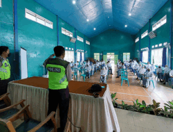 Jelang Ops Ketupat Semeru 2022, Satlantas Polres Batu Edukasi Pelajar Tertib Berlalulintas