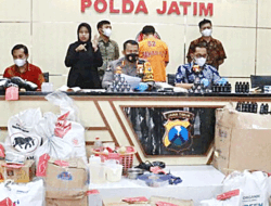 Warga Tuban Jadi Pelaku Pemalsuan Merk Kosmetik, Ditangkap Polisi di Surabaya