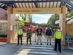 Sinergitas TNI-POLRI dan Satpol PP Amankan Perayaan Paskah di Kota Batu