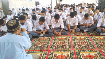 Pesantren Kilat SMKN 4 Palembang, Sarana Tingkatkan Moral dan Mental Anak Didik