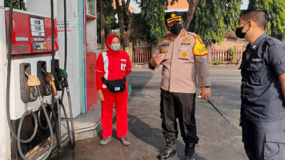 Solar Langka, Kapolres Mojokerto AKBP Apip Ginanjar Sidak Sejumlah SPBU