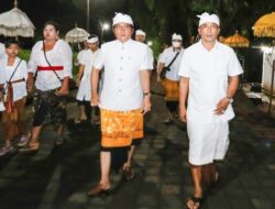 Bupati Giri Prasta Hadiri Puncak Karya Piodalan di Pura Kahyangan Jagat Luhur Batu Panes Tabanan