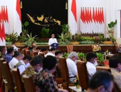 Presiden Jokowi Sampaikan Enam Arahan dalam Sidang Kabinet Paripurna