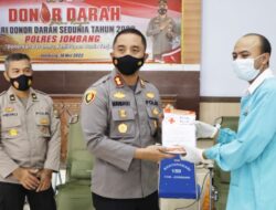Peringati Hari Donor Darah Sedunia, Ratusan Personel Polres Jombang Lakukan Ini