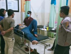 Laka Lantas Tunggal, Anggota Piket Polsek Pujut, Lombok Tengah Evakuasi Korban