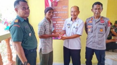 Sebanyak Empat Ribu Orang Terima Minyak Goreng BTPKLWN- TNI, Lampung