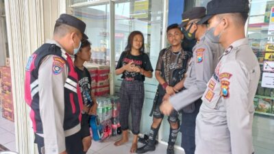 Polsek Pacet Beri Atensi ke Sejumlah Anak Punk di Pandanarum, Mojokerto