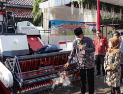 Bantuan Alsintan Senilai Rp1,8 Miliar Digelontorkan Pemkab Brebes