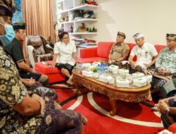 Pemutakhiran Data Penduduk Pileg 2024, Bupati Giri Prasta Terima KPU Provinsi Bali