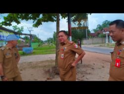 Dinas PUPR dan Dinas Terkait Tubaba Kroscek Lapangan Terkait Tiang Kabel di Bahu Jalan