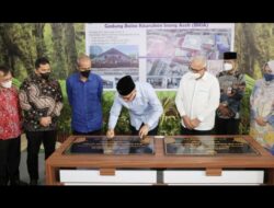 Gubernur Nova Resmikan Balai Meuseuraya dan Balee Keurukon Inong Aceh