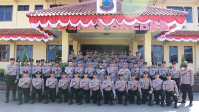 Wakapolres Brebes Lepas 49 Siswa Latja Kembali ke SPN Polda Jateng