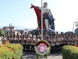 Kapolres Batu Bersama Jajaran Ziarah ke TMP Suropati, Rangkaian Hari Bhayangkara ke 76