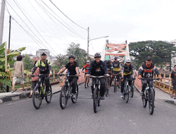 Pj Bupati Meriahkan Gelaran Gowes, Peringati HUT ke-112 Kabupaten OKU