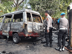 Gegara Bakar Sampah, Sebuah Gudang Service Elektronik Dilalap Api, Kopang, Loteng