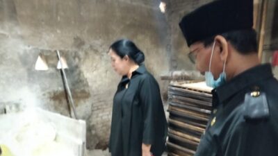Ketua DPR RI Puan Maharani Kunjungi Sentra Mie Konyol di Pagojengan