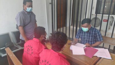 Penyidik Polsek Muara Tami Limpahkan Dua Tersangka Curat ke Kejaksaan