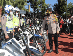 Jelang Pilkades Serentak di Lima Desa, Kapolres Batu Cek Kondisi Ranmor Dinas