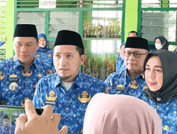 Wakil Bupati Didampingi Kadisdikbud Buka Kembali KBM Bagi Siswa-Siswi se-Kabupaten Lampura
