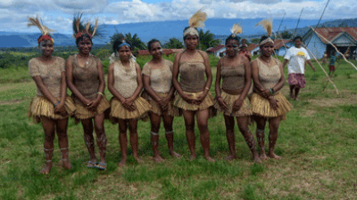 Masyarakat Distrik Tarub, Perbatasan RI-PNG ikut Memeriahkan HUT ke 77 RI
