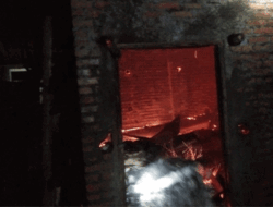 Ludes Terbakar, Sebuah Oven Tembakau Milik Warga Desa Semoyang, Lombok Tengah