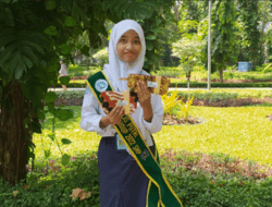 Sampah Masker Ditangan Siswi SMP di Surabaya Diubah Jadi Dompet Cantik