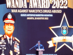 Salman Alfarizi dan Wali Kota Lubuklinggau Terima Wanda Award 2022