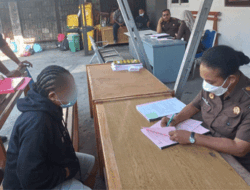 Lakukan Penganiayaan, Seorang Perempuan Diserahkan Penyidik ke Kejari Jayapura