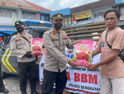 Penyaluran Bansos Dampak Kenaikan BBM di Wilayah Sungai Raya, Kalbar