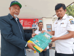 Baznas Kabupaten Bone Distribusikan Dua Ribu Tas ke Anak Sekolah Kurang Mampu