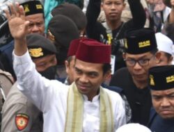 Tabligh Akbar Bersama UAS Dihadiri Ribuan Jamaaah di Masjid Al Akbar Balangan