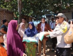 Ratusan Nelayan di Awang Dapat Bantuan Sembako dari Polres Lombok Tengah