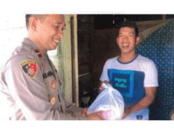 Polsek Bermani Ulu, Bengkulu Salurkan 100 Paket Sembako Dampak Kenaikan BBM