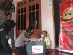 Peringati Hari Ulang Tahun ke 71 Humas Polri, Polres Mojokerto Gelar Bakti Sosial