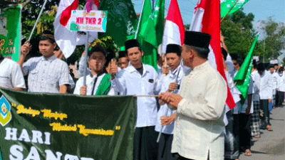 Peringatan Hari Santri 2022 Dimeriahkan Karnaval di Kawasan Tebuireng, Jombang