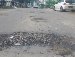 Baru Diperbaiki Rusak Lagi, Jalan Kartini Curup, Rejang Lebong, Bengkulu Diduga Dikerjakan Asal Jadi